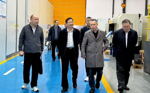 市人大常委會副主任金時剛走訪杭機(jī)開展助企調(diào)研